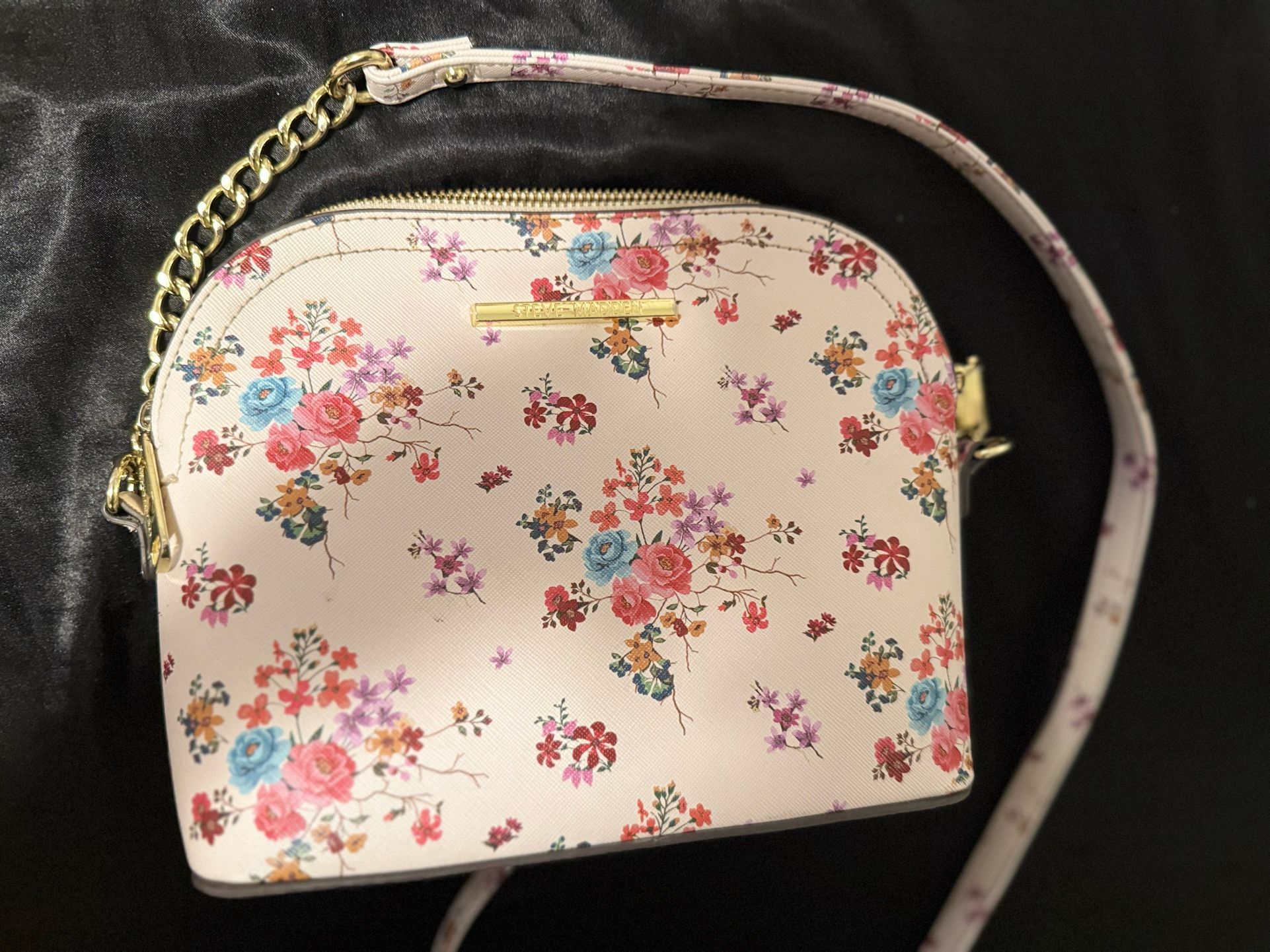 STEVE MADDEN FLORAL PURSE