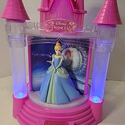 2018Disney Princess Carousel Cinderella Belle Ariel Sing/Talk/Rotates NiteLite 