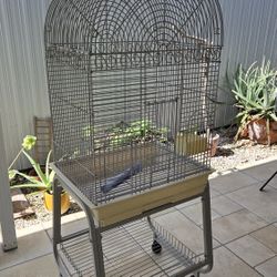 Jaula Gris Para Aves En Buenas Condiciones 