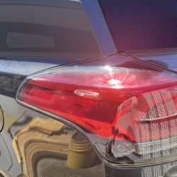 2018 Toyota Rav4 Left LED Tail Light