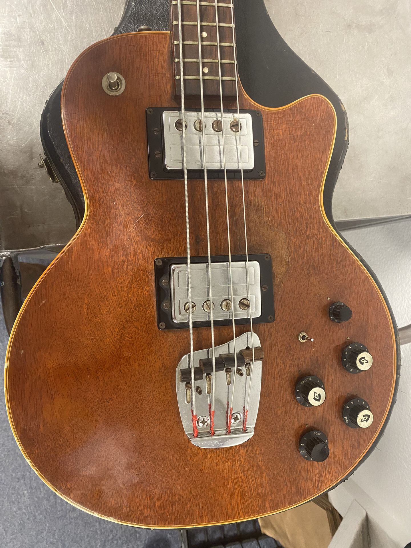1975 Vintage Guild m86 Bass Guitar