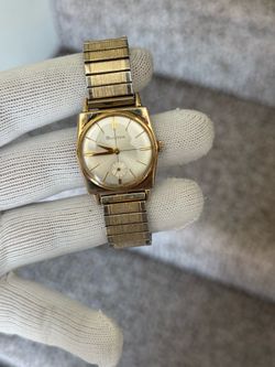 Bulova vintage 10k Gold  Champagne automatic winding Dress rare unisex watch