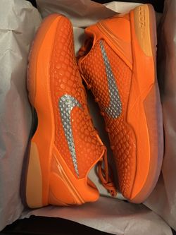 DS NEW NIKE KOBE 6 ORANGE SIZE 10