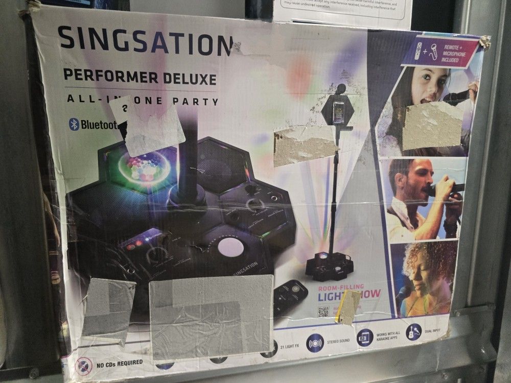 Singsation Performer Deluxe All-in-One Karaoke Party System (NEW)