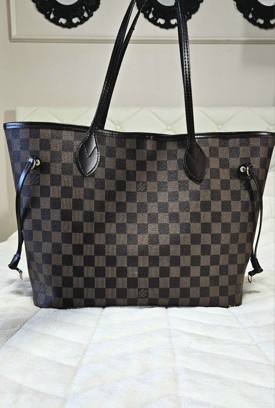 **AUTHENTIC** Louis Vuitton Tote Bag