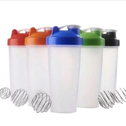 BRAND NEW - 22 Oz BPA Free Gym Protein Shaker Bottle 
