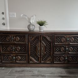 Vintage Dressers/ Night Stands 