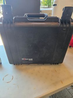 Pelican iM2400 Storm Case