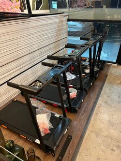 Brand New Treadmill & Incline & Handles