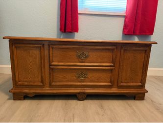 Oak Chest/Storage