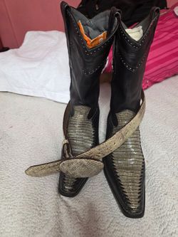 Botas