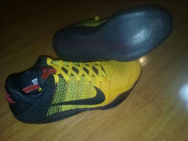NEW Nike Kobe XI Elite Men's Basketball Shoe Size 11 Bruce Lee University Gold/Black