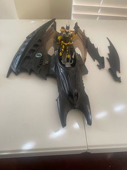 Collectible: Winged Batman Toy Vehicle with Winged Batman Action Figure