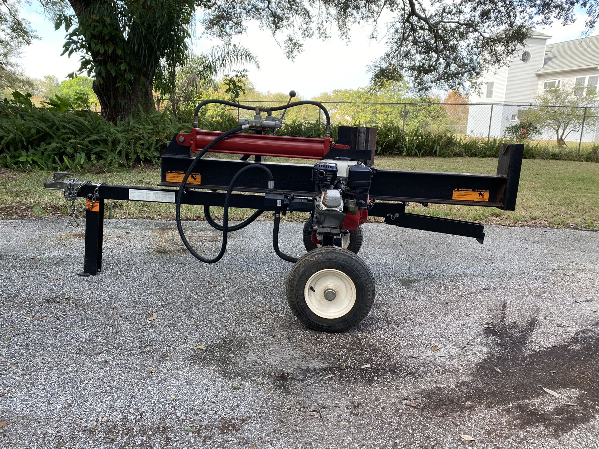 Log Splitter / North Star 20 ton Model 1171D