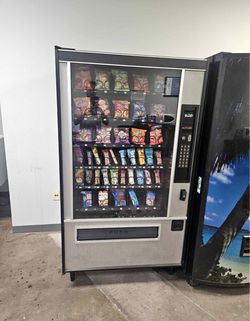 Snack Vending Machine