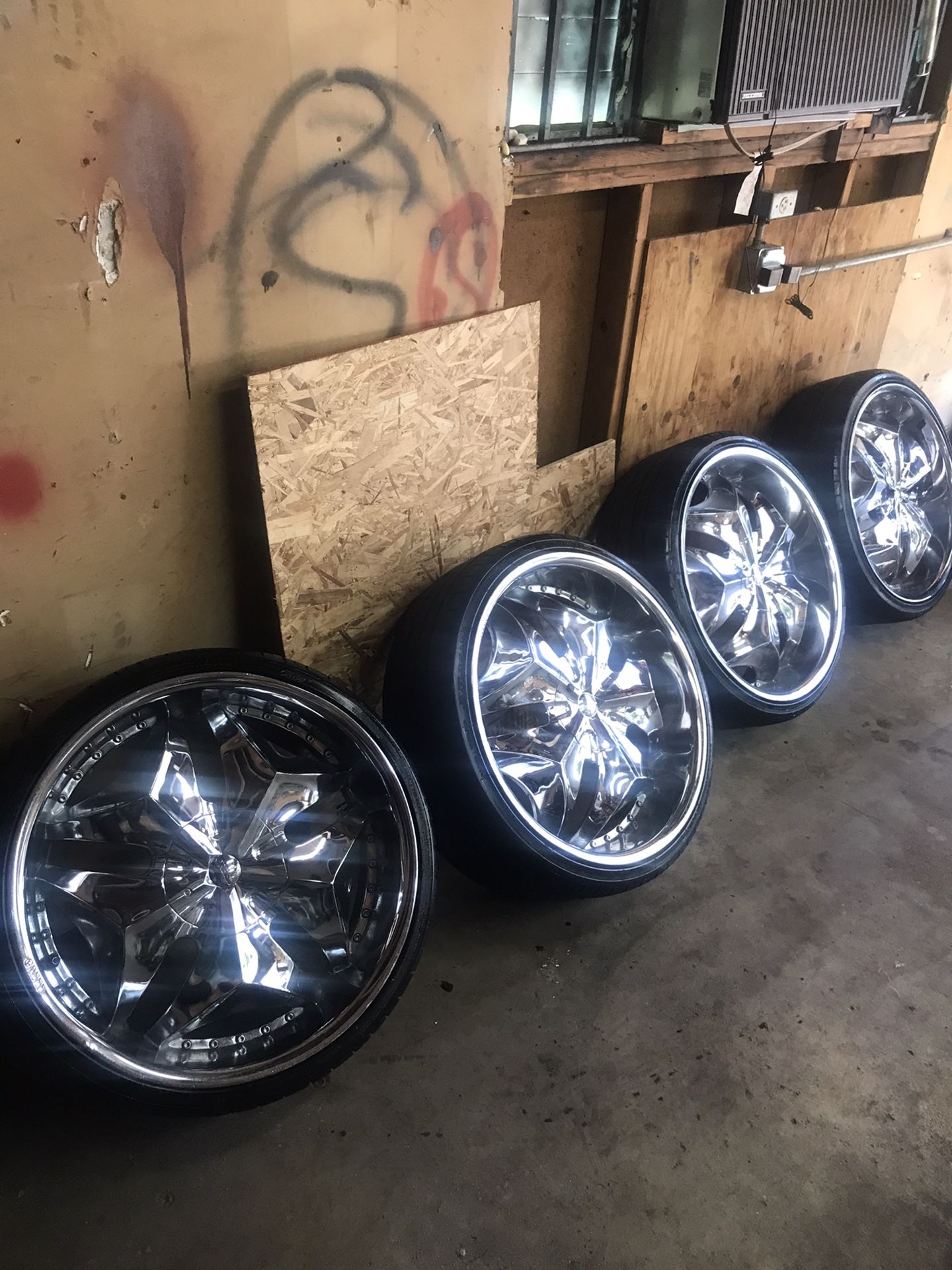 22 inch Greed rims
