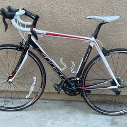 FUJI SL1 PRO CARBON FIBER BICYCLE 