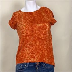 Orange summer T-shirt size Small