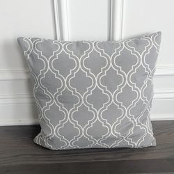 Decorative Throw Pillow, 18" x 18"