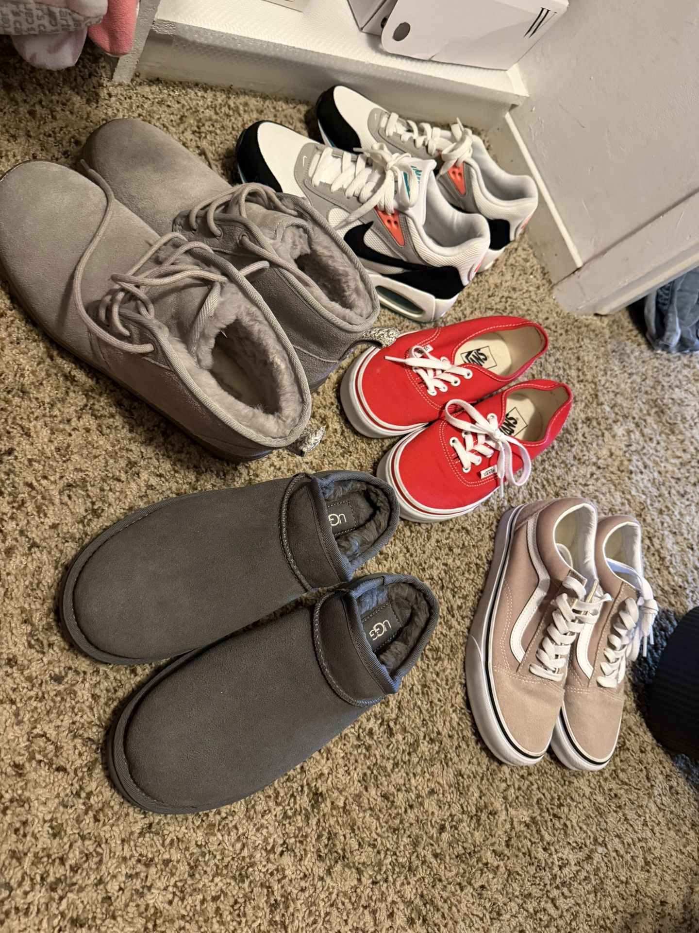 Women’s Shoes Ugg Vans And Nike