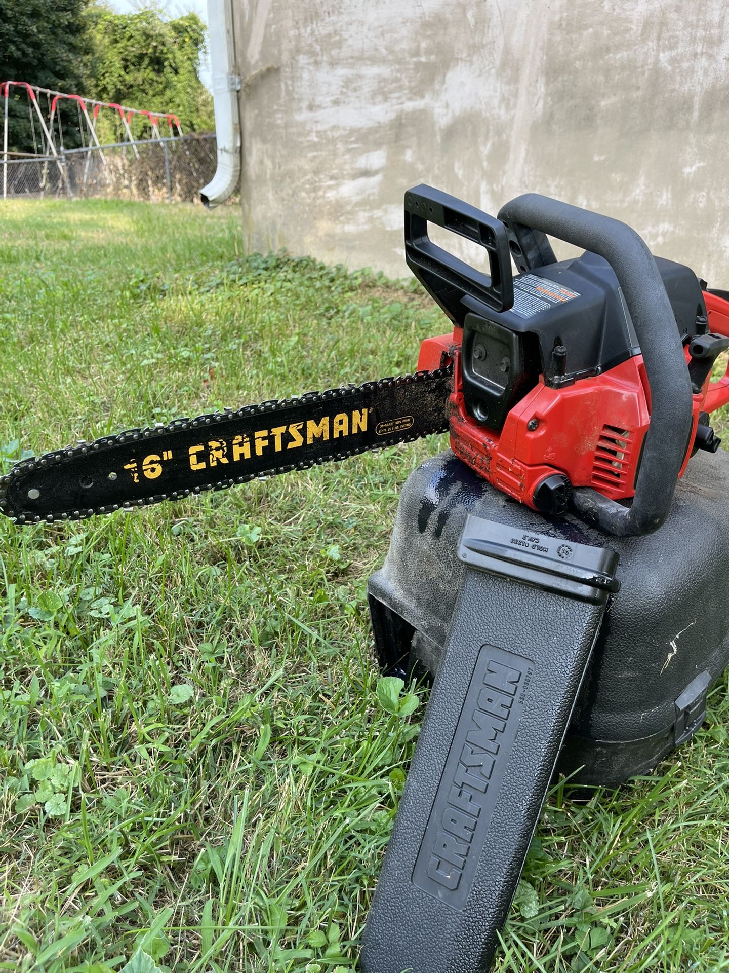 16in Craftsman Chainsaw