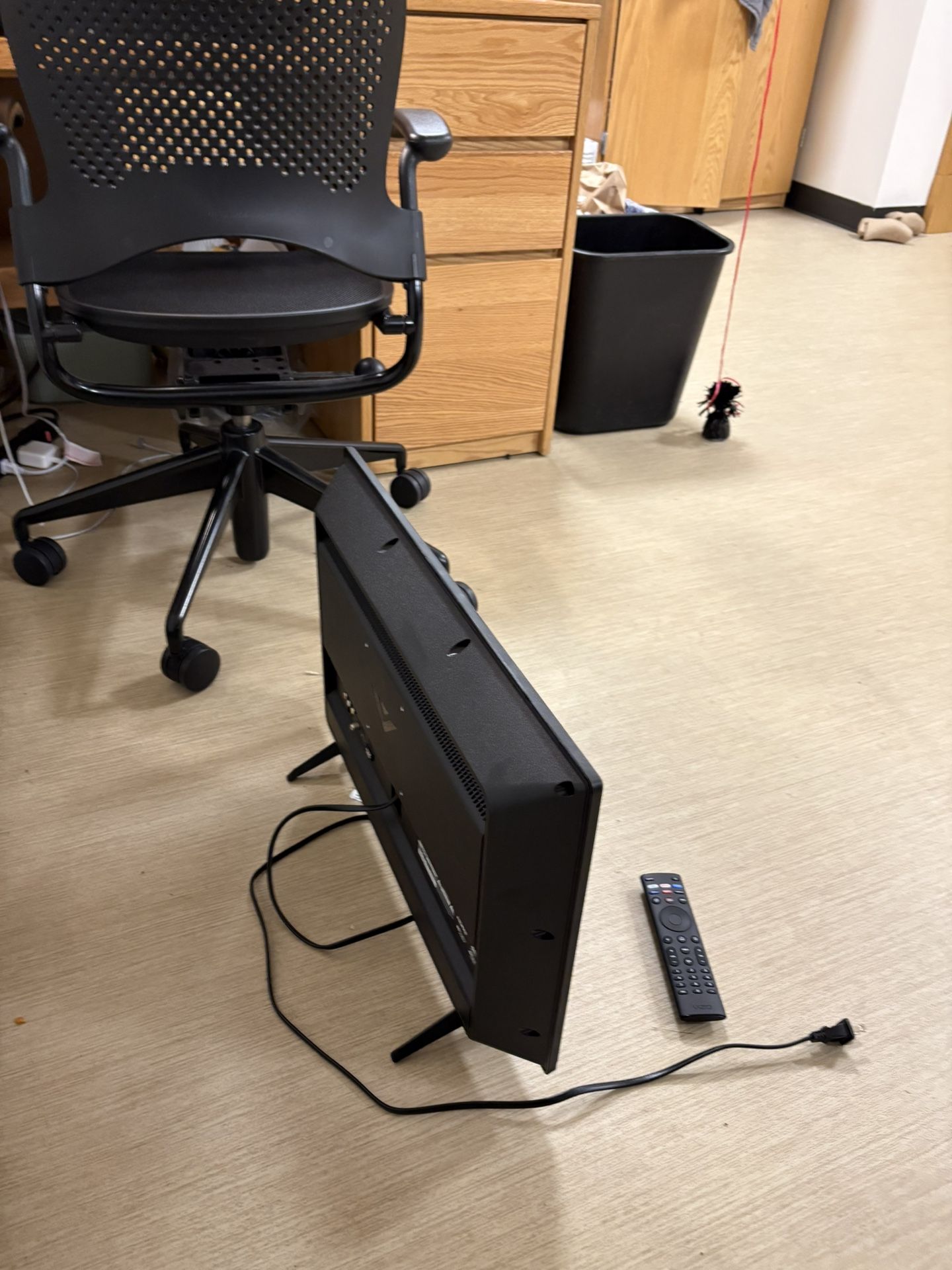 24’ Vizio Smart TV