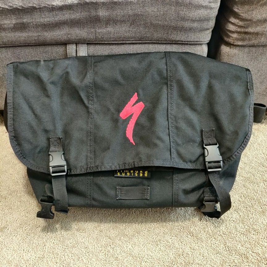 Large Specialized Messenger Bag by Timbuk2