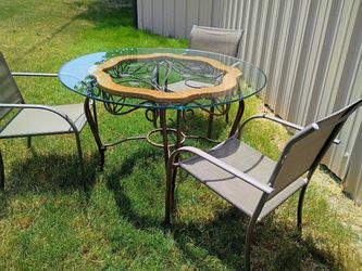Very Nice Outdoor Furniture Set