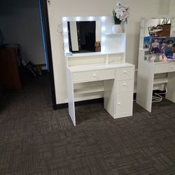 Makeup Vanity Desk