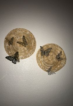 Wall decor with 3D gold and silver butterflies