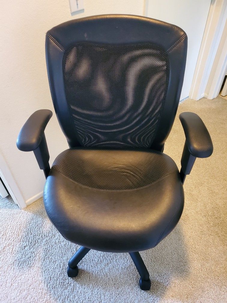 Global Airflow Mesh Back Leather Manager Office Chair, Black (9339BK)