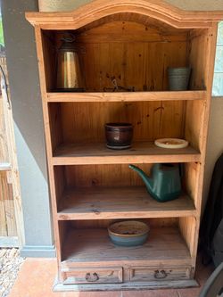 Bookshelf