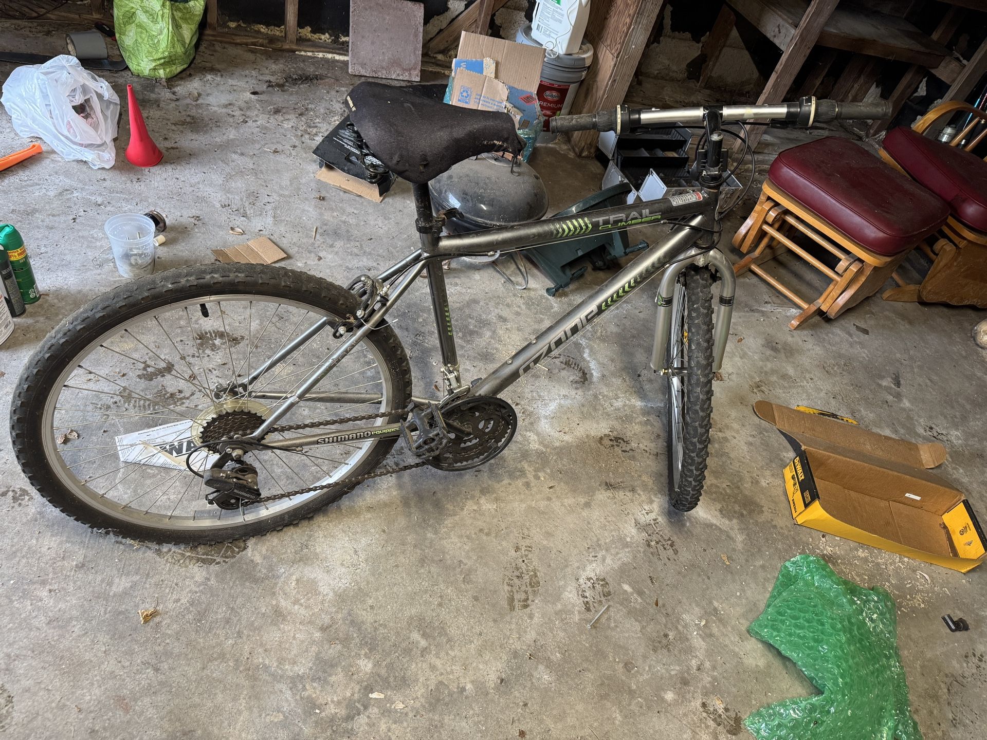Adolescent-small Adult Bicycle