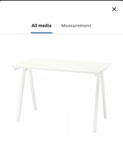WHITE OFFICE DESK – GREAT FOR HOME OFFICE!