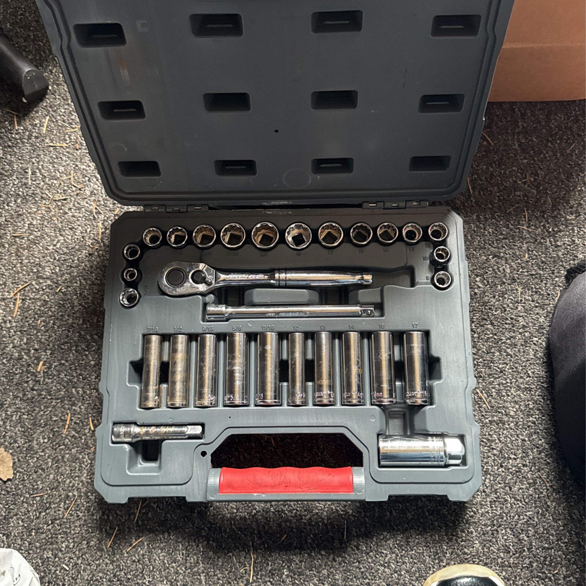 Socket Tool Set