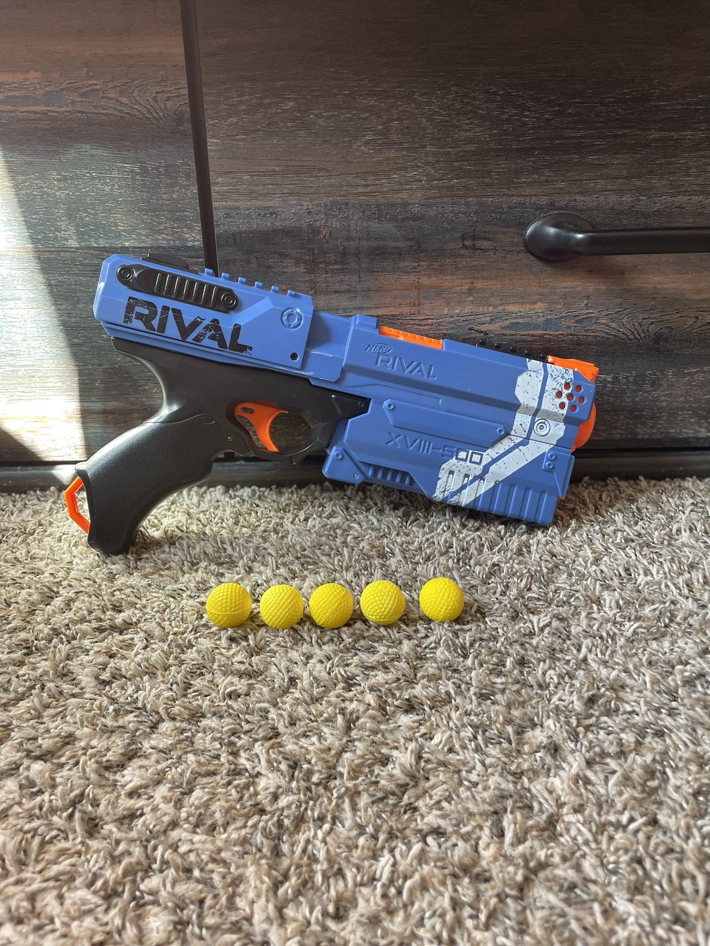 Nerf Rival Kronos XVII-500 Blue W/ 5 Nerf Balls