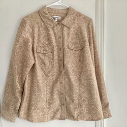 NEW Croft & Barrow Women’s Blouse Size Large Tan/Beige Faux Suede Shirt
