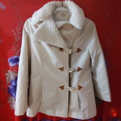 Ladies Jackets. 2 Medium, 2 XL