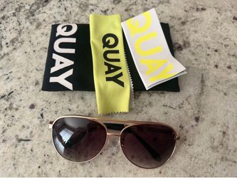 Brand New Quay VivienneAviator Sunglasses