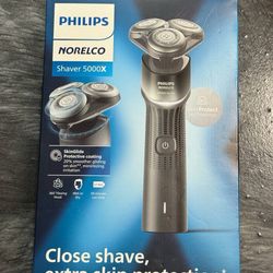 Philips Norelco Close Shave 5000x Shaver X5004/84 Shower proof NIB Sealed