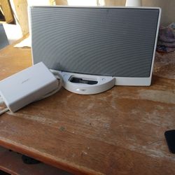 BOSE  SPEAKER  WITH  POWER CORD  INCLUDED  WORKING  GOOD 