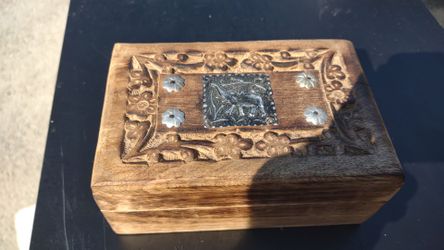 Chinese Jewelry Box