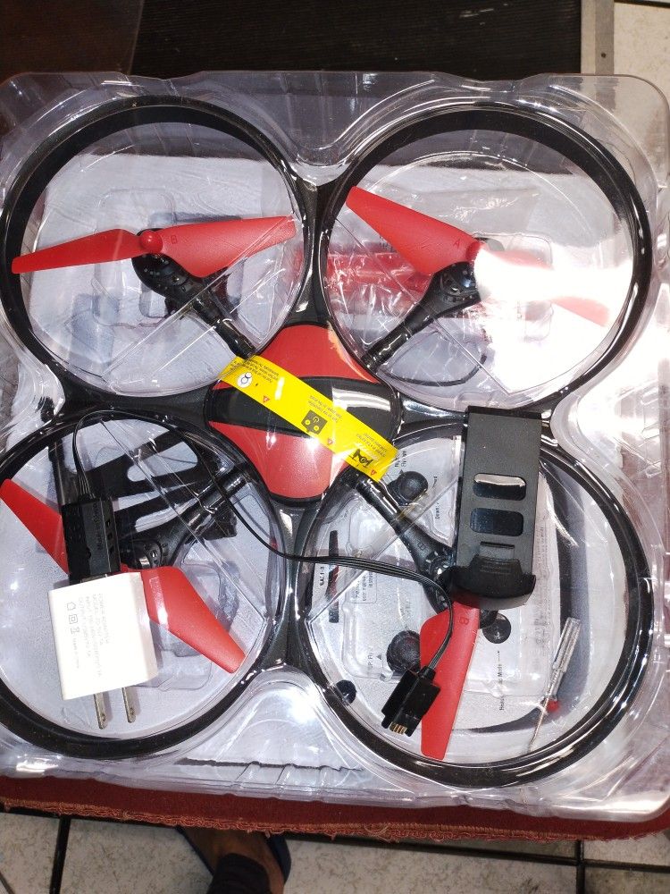 Moving sale brand Red Heron HD Camera Drone
Force1 U49C Red Heron Camera Drone for Kids and beginner