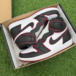 New Jordan 1 “Bloodline” Size 12