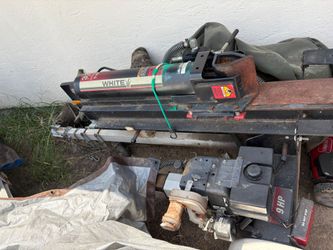 30 ton white log splitter 9 hp