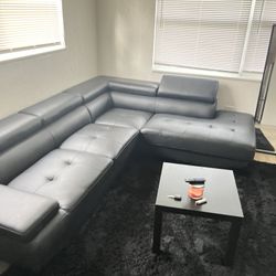 Black Leather Couch 