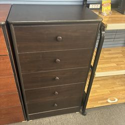 5 Dr Chest Compressed Wood 24” Wide