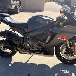 2016 Suzuki GSX-R750