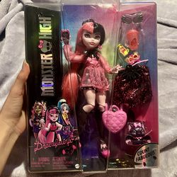 Monster High Doll Unopened Box Draculaura
