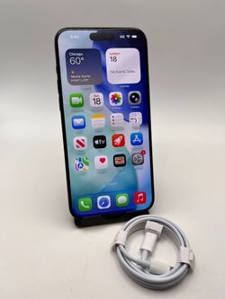 Apple iPhone 15 Pro Max 256gb Unlocked | Desbloqueado with free Charger Titanium Black